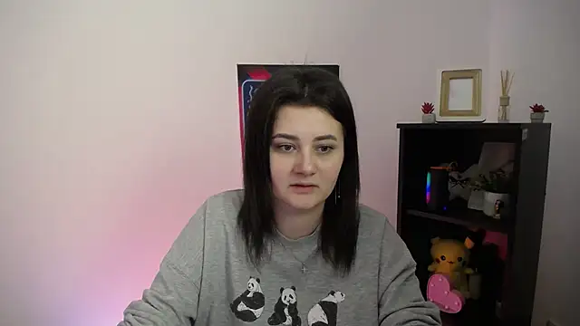 Katrin kiss  online show from October 2025 12:38:02 PM