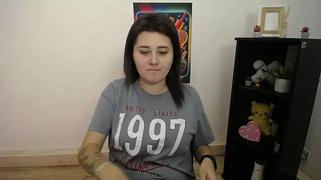 Katrin kiss  online show from September 2025 12:44:02 PM