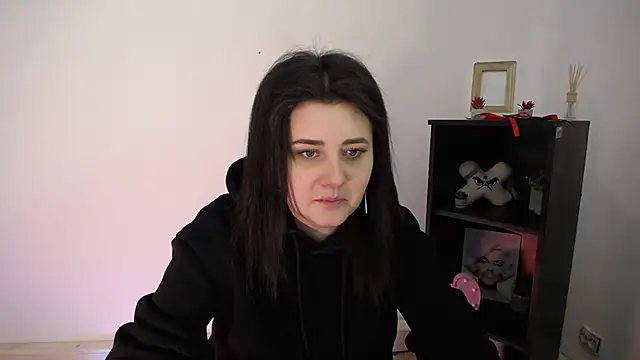 Snapshot of Katrin_kiss_ chatting on February 2026 12:36:01 PM Katrin kiss online show from February 2026 12:36:01 PM