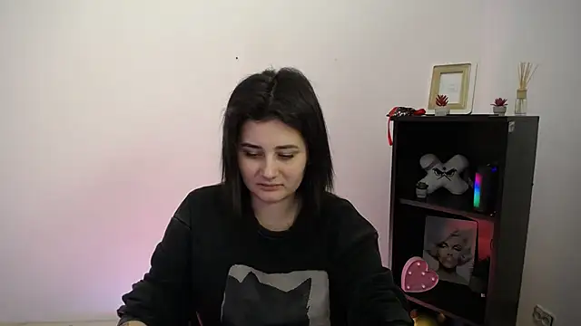 Katrin kiss  online show from January 2026 02:23:01 PM