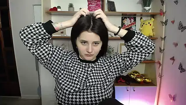 Katrin kiss  online show from May 2026 12:42:01 PM