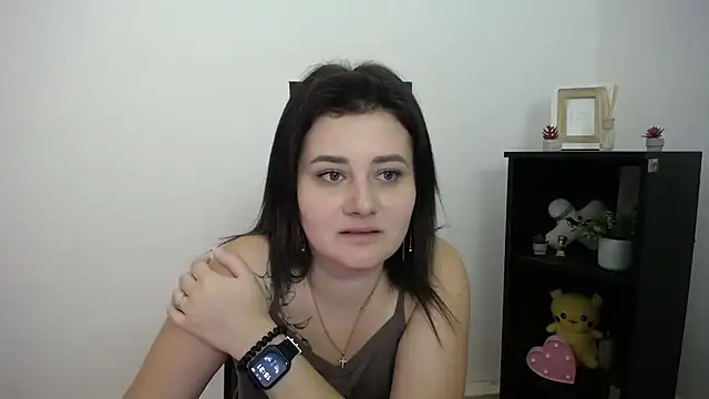 Katrin kiss  online show from September 2025 12:32:02 PM