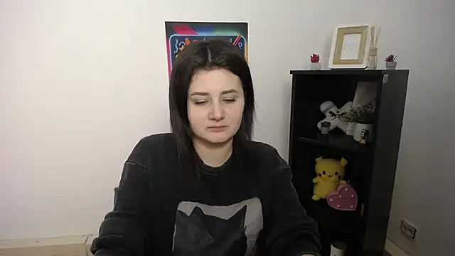 Katrin kiss  online show from October 2025 12:17:02 PM