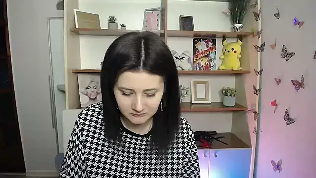 Katrin kiss  online show from April 2026 12:17:02 PM