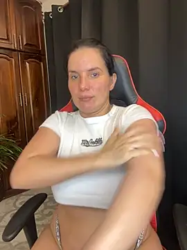 Snapshot of carol_cruz133 chatting on October 2025 11:28:02 PM carol cruz133 online show from October 2025 11:28:02 PM