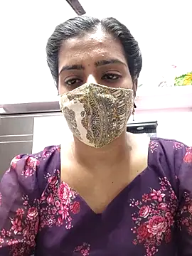 Snapshot of Tamil-Meenu12 chatting on February 2026 01:21:02 PM Tamil-Meenu12 online show from February 2026 01:21:02 PM