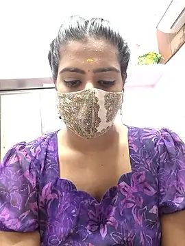 Snapshot of Tamil-Meenu12 chatting on January 2026 08:18:01 AM Tamil-Meenu12 online show from January 2026 08:18:01 AM