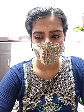 Snapshot of Tamil-Meenu12 chatting on February 2026 05:40:02 AM Tamil-Meenu12 online show from February 2026 05:40:02 AM