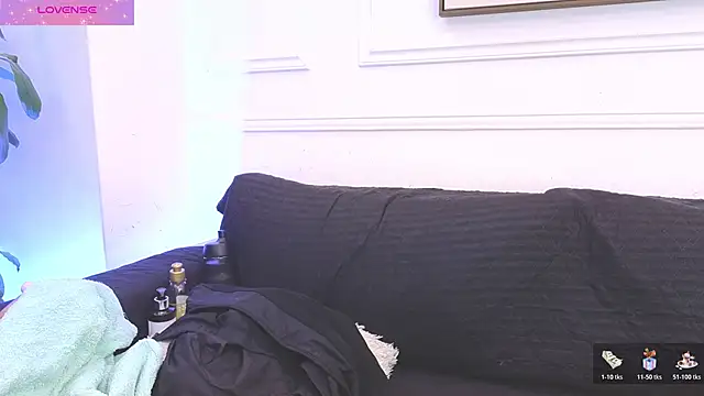 Daisy Price online show from February 2026 11:40:01 AM