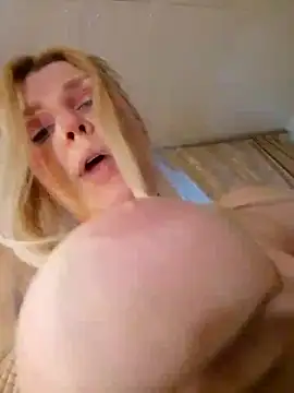 TsPostophere online show from February 2025 02:00:01 PM