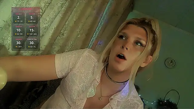 TsPostophere online show from October 2025 10:03:02 AM