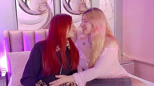 SukiandNaomi online show from September 2025 05:35:01 AM