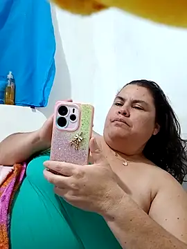 yaneth  online show from November 2025 01:53:02 AM