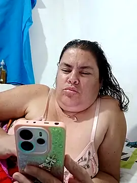 yaneth  online show from November 2025 11:52:02 PM