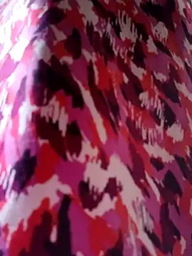 yaneth  online show from November 2025 01:56:01 PM