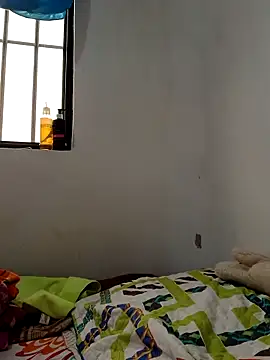 yaneth  online show from October 2025 01:54:02 PM