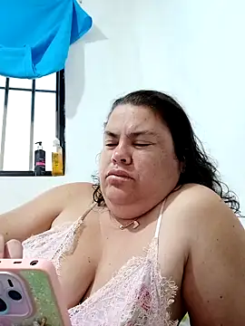 yaneth  online show from October 2025 10:58:01 AM