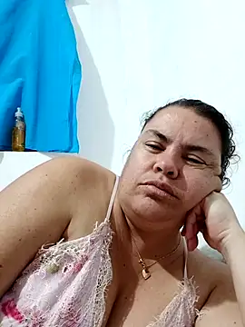 yaneth  online show from October 2025 11:03:02 PM