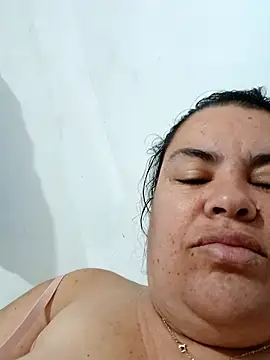 yaneth  online show from November 2025 10:53:02 AM