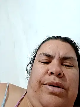 yaneth  online show from November 2025 10:47:01 PM