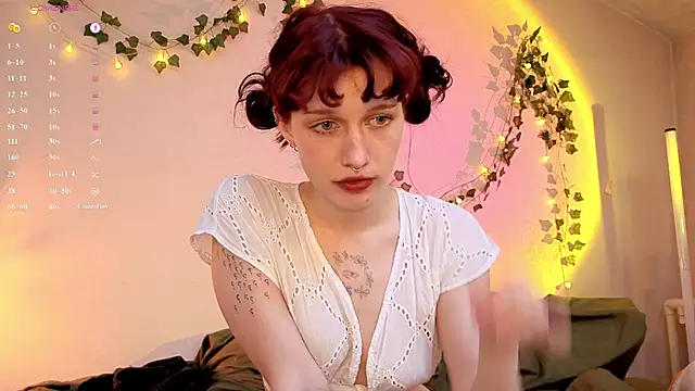 LeelooYolo online show from June 2026 06:50:01 PM