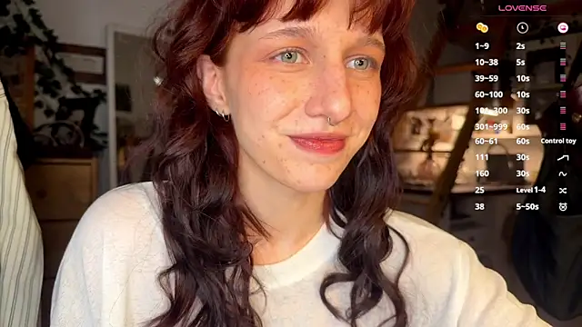 LeelooYolo online show from May 2026 08:16:01 PM