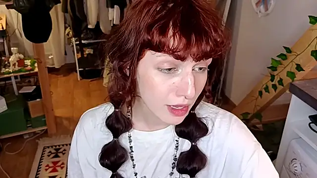 LeelooYolo online show from April 2026 09:33:02 PM