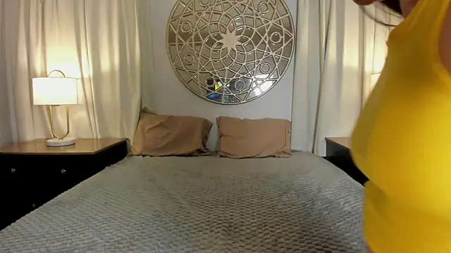 Bambi cutee online show from October 2025 11:42:02 AM