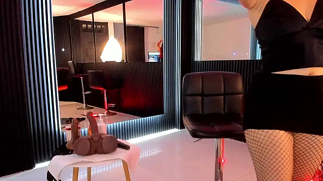 Snapshot of MissKathyfox chatting on February 2026 04:07:02 PM MissKathyfox online show from February 2026 04:07:02 PM