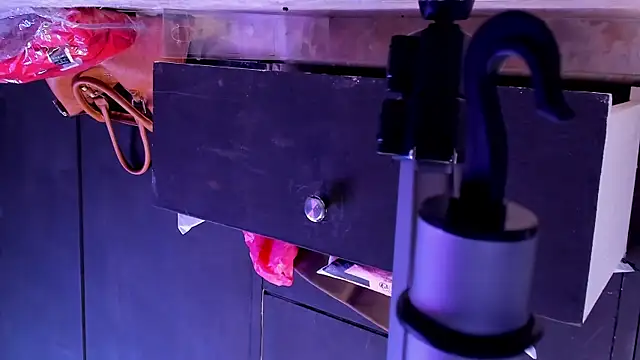 MissKathyfox online show from October 2025 04:06:01 PM