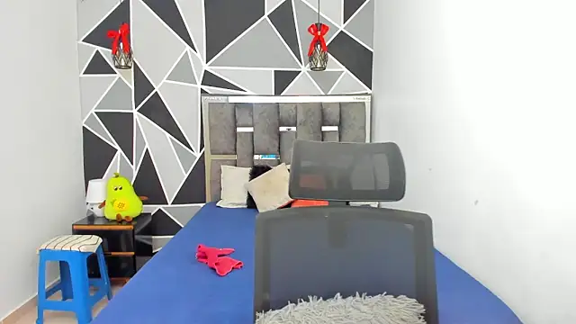 valeria-duarte online show from March 2026 01:02:02 PM