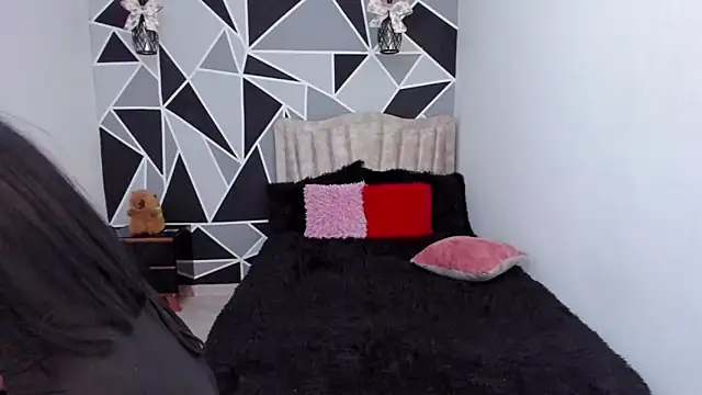 Snapshot of valeria-duarte chatting on January 2026 08:01:02 PM valeria-duarte online show from January 2026 08:01:02 PM