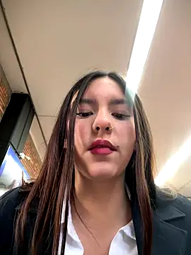 Katie rawwww online show from November 2025 01:26:02 PM