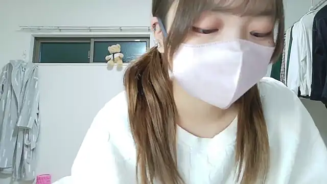 Snapshot of azukichan_ chatting on November 2025 05:16:02 PM azukichan online show from November 2025 05:16:02 PM