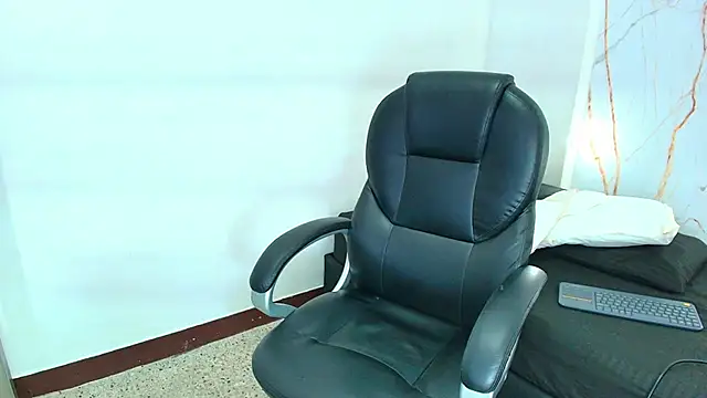 Karla hilton1 online show from February 2026 11:43:02 AM