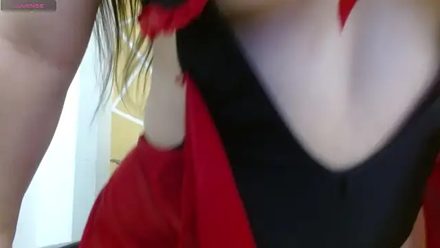 Snapshot of olivia_russo_ chatting on January 2026 08:26:02 PM olivia russo online show from January 2026 08:26:02 PM