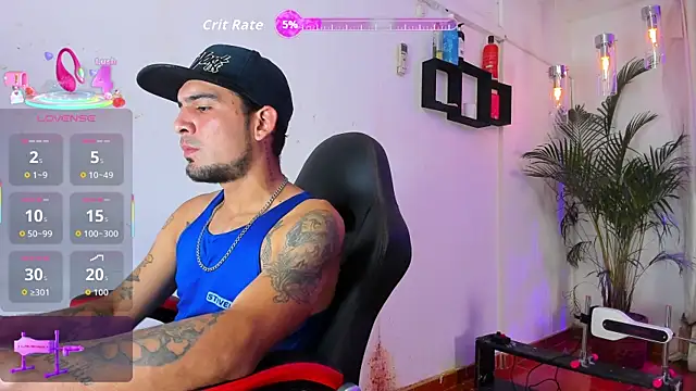 Snapshot of Brolyn_X chatting on October 2025 01:37:02 AM Brolyn X online show from October 2025 01:37:02 AM