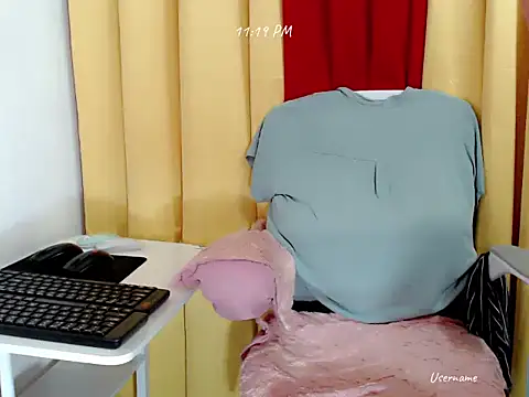 nesianhottits online show from May 2026 03:21:01 PM
