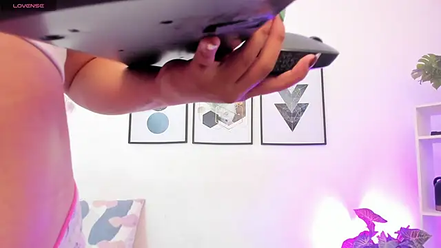 yunna7 online show from October 2025 11:35:02 AM