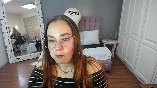 Tammy parker  online show from September 2025 04:27:01 AM
