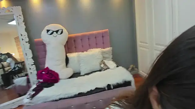 Tammy parker  online show from November 2025 04:26:01 AM