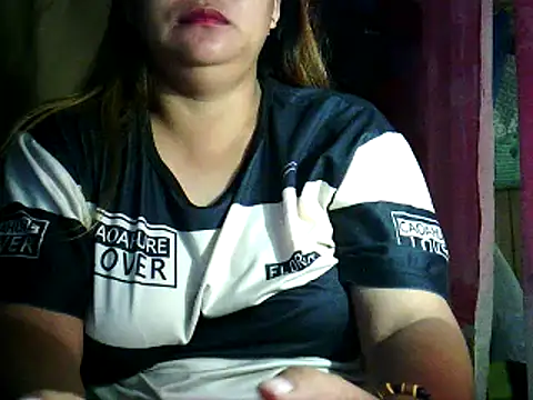 yuana25 online show from February 2026 10:23:01 AM