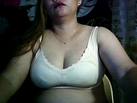 yuana25 online show from October 2025 09:34:01 AM