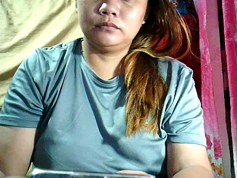 Snapshot of yuana25 chatting on June 2026 11:37:01 AM yuana25 online show from June 2026 11:37:01 AM