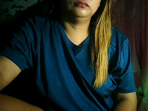 yuana25 online show from April 2026 04:20:02 PM