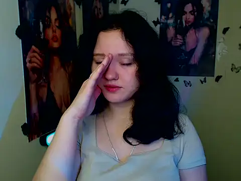 Snapshot of LadyAlice_ chatting on November 2025 07:11:01 AM LadyAlice online show from November 2025 07:11:01 AM