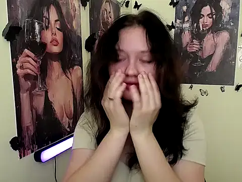 Snapshot of LadyAlice_ chatting on September 2025 06:07:01 AM LadyAlice online show from September 2025 06:07:01 AM