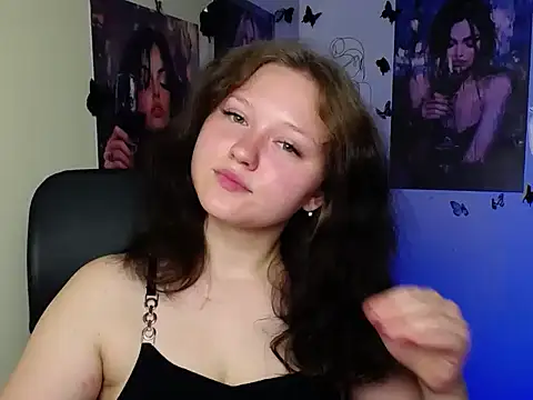 Snapshot of LadyAlice_ chatting on July 2026 06:09:02 AM LadyAlice online show from July 2026 06:09:02 AM