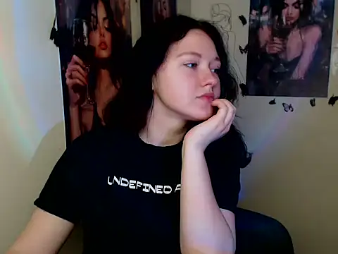 LadyAlice  online show from November 2025 07:11:02 AM