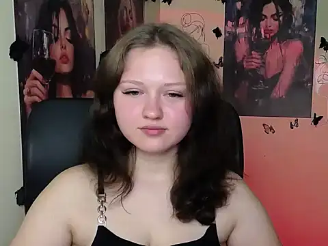Snapshot of LadyAlice_ chatting on July 2026 06:00:02 AM LadyAlice online show from July 2026 06:00:02 AM